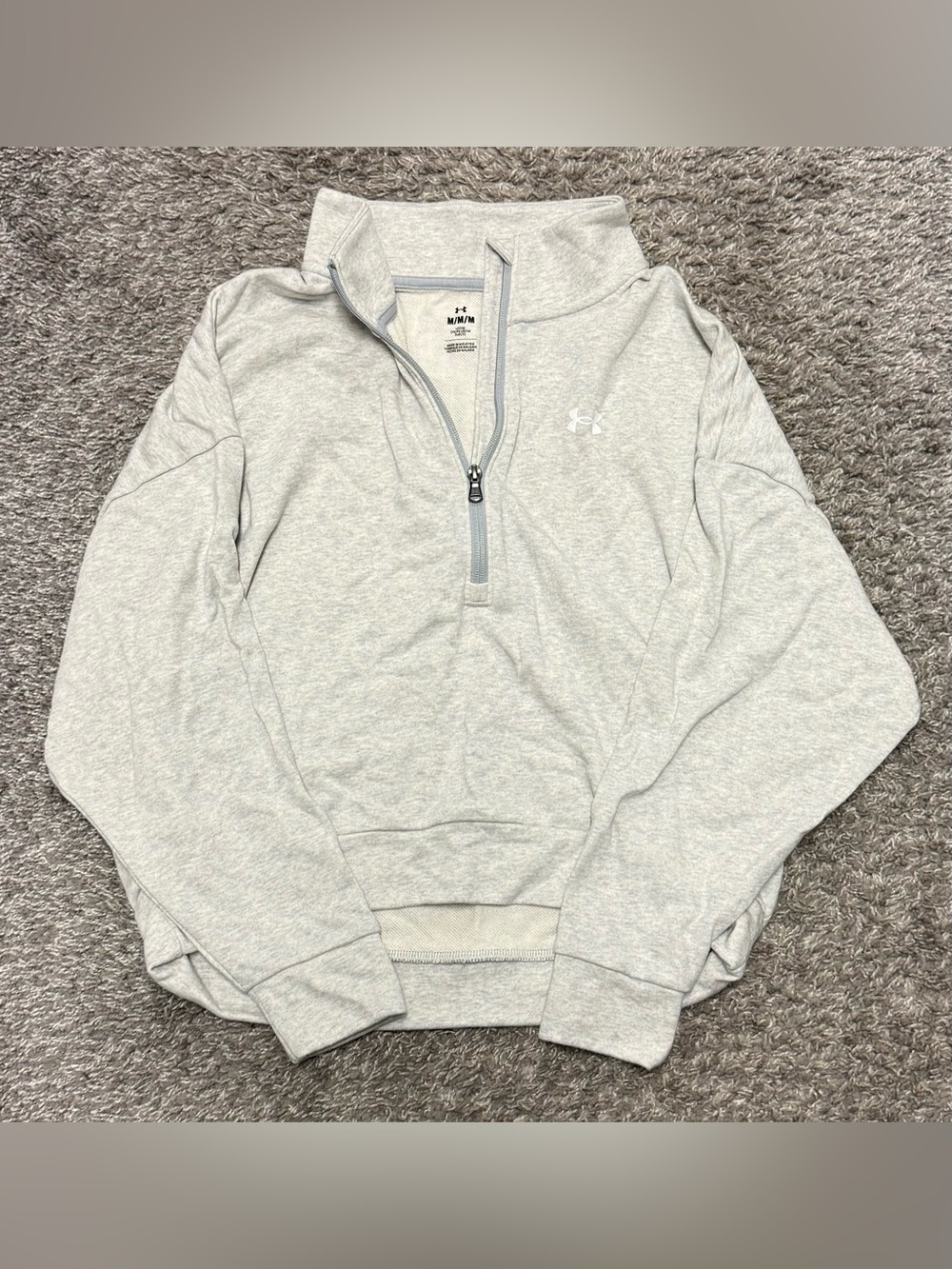 EUC Women’s Under Armour Rival Terry HZ Top, Size M, Grey